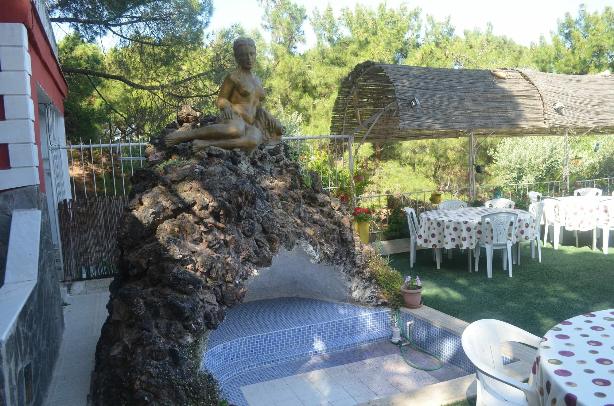 Tunc Hotel Ayvalı エクステリア 写真